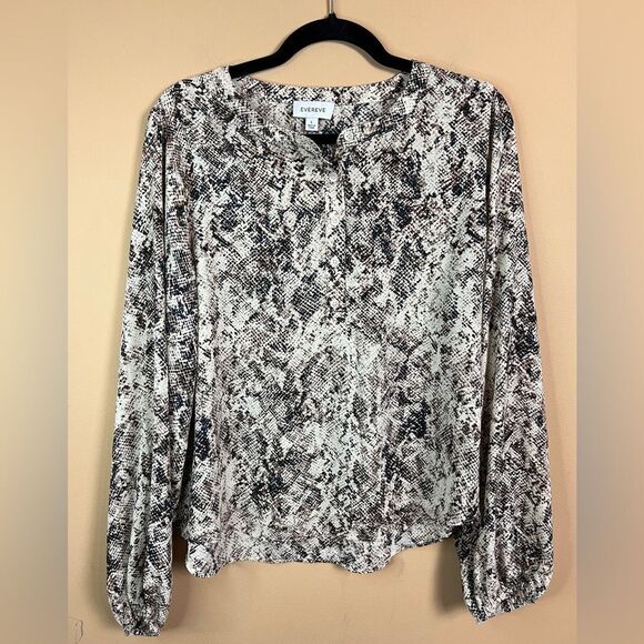 Evereve Women’s Size Large Snakeskin Long Sleeve Peasant Sleeve Blouse - Picture 1 of 6